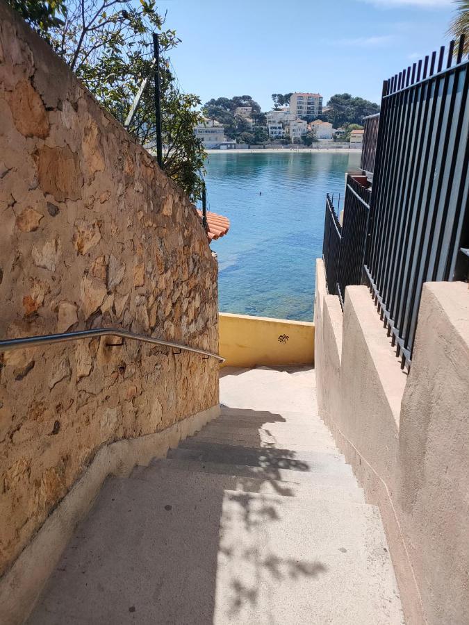 בנדול Joli Studio Les Pieds Dans L Eau Avec Place De Parking Gratuite מראה חיצוני תמונה